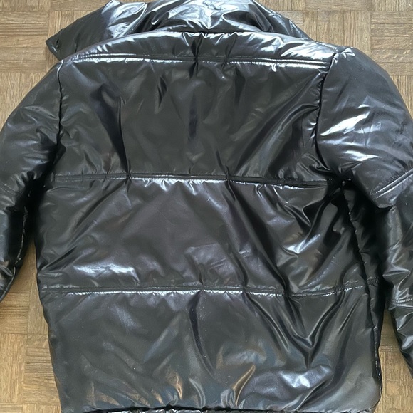 ASKYA black puffer jacket - Picture 4 of 5